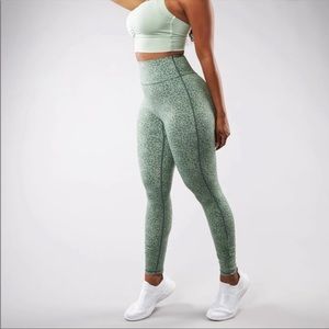 Buffbunny Eden Floral Print Aloe Leggings (small)